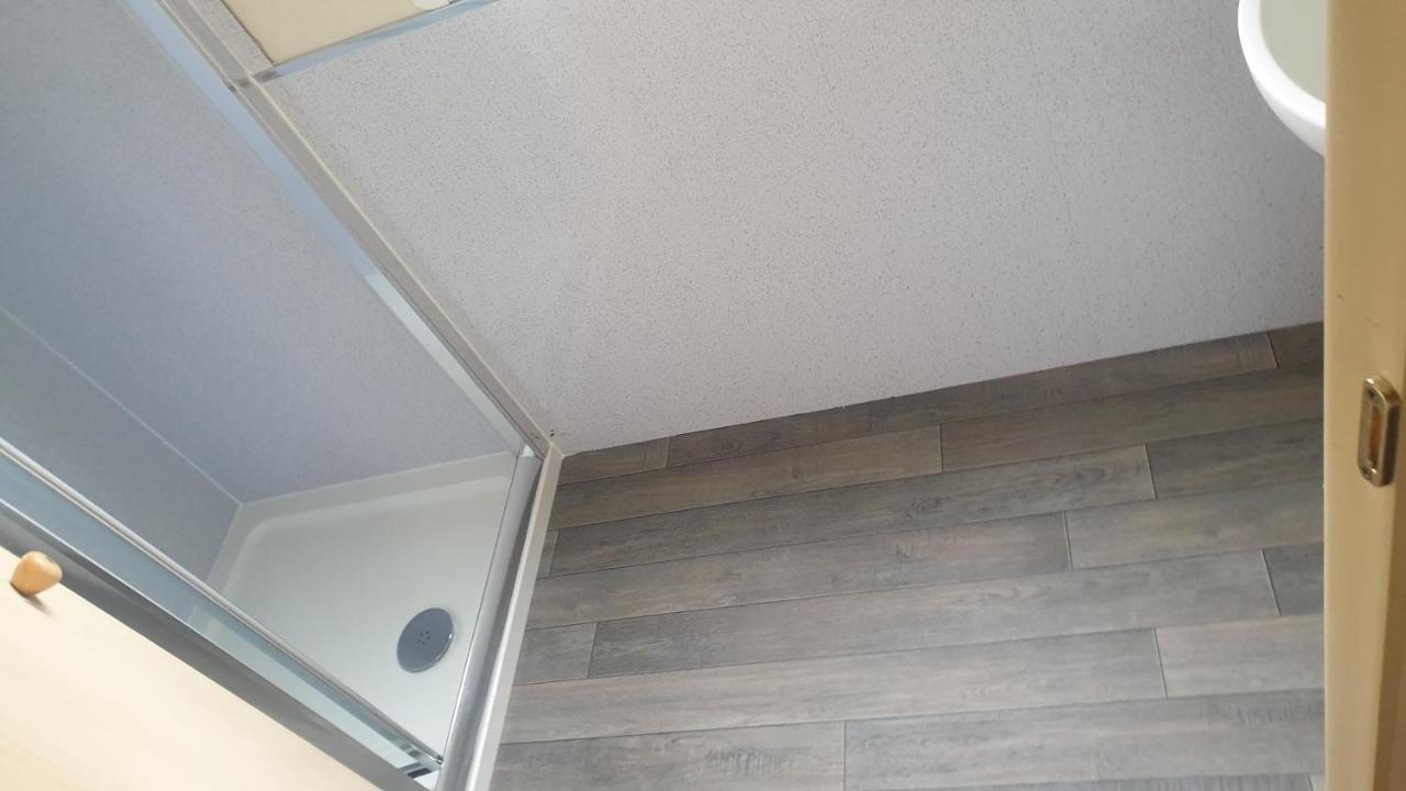 Holiday Home In Lyons Robin Hood Holiday Park Meliden ภายนอก รูปภาพ