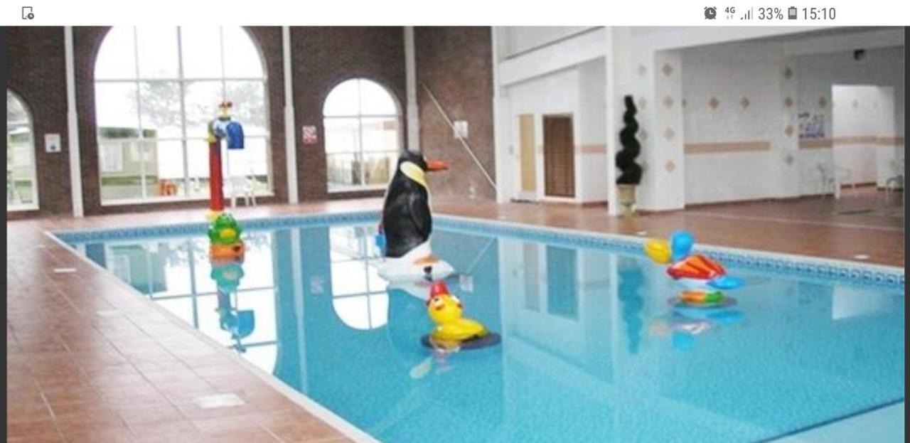 Holiday Home In Lyons Robin Hood Holiday Park Meliden ภายนอก รูปภาพ